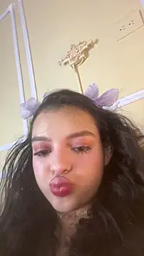 AriaHeavenss online show from November 2025 12:21:02 AM