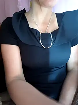 Snapshot of Nana-bar chatting on November 2025 03:47:01 PM Nana-bar online show from November 2025 03:47:01 PM