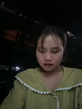 EllyBaby20 online show from July 2026 11:18:01 PM