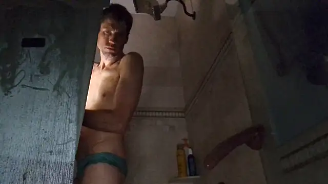 Snapshot of TallDrink11 chatting on November 2025 11:07:01 AM TallDrink11 online show from November 2025 11:07:01 AM