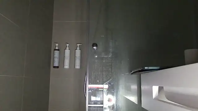 Snapshot of TallDrink11 chatting on November 2025 12:27:01 PM TallDrink11 online show from November 2025 12:27:01 PM