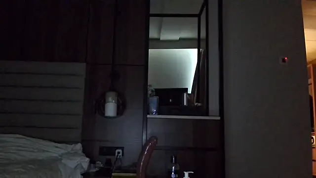 Snapshot of TallDrink11 chatting on November 2025 09:52:02 AM TallDrink11 online show from November 2025 09:52:02 AM