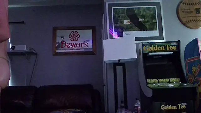 Snapshot of TallDrink11 chatting on November 2025 01:24:02 PM TallDrink11 online show from November 2025 01:24:02 PM