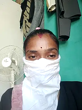 Snapshot of Soniya_patel chatting on September 2025 07:12:01 AM Soniya patel online show from September 2025 07:12:01 AM