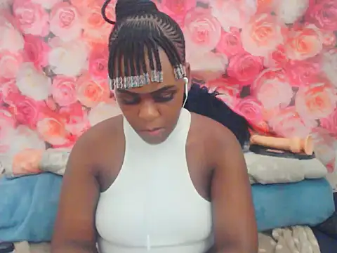 MiniMinaj online show from December 2025 03:30:02 PM