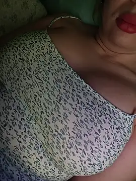 BunnyFoxy777 online show from December 2025 02:14:02 PM