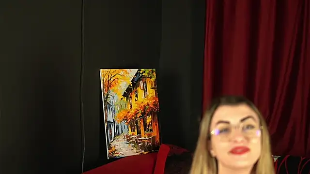 Tracyix online show from April 2026 07:17:02 PM