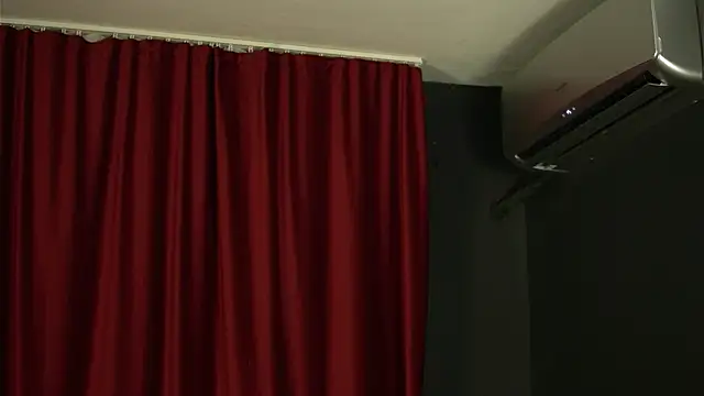 Tracyix online show from June 2026 07:13:01 PM
