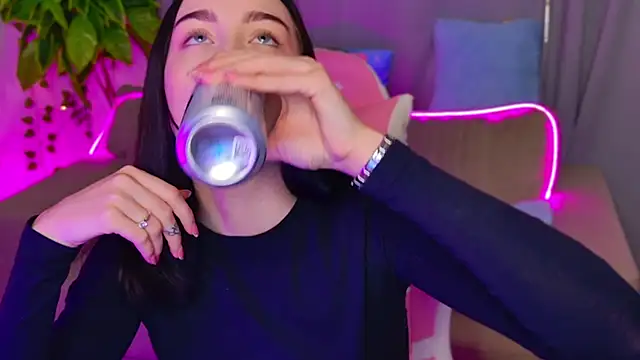 MonikaCarter online show from October 2025 11:11:01 AM