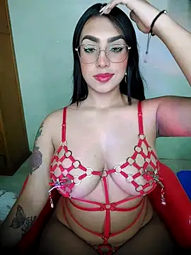 Linda Saenz  online show from September 2025 09:36:02 PM