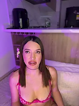 Bella-taylorr online show from March 2026 07:11:02 AM