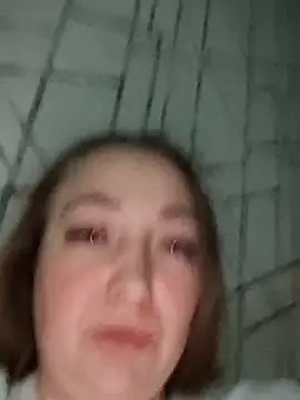 Kiss Eva online show from December 2025 05:10:02 PM