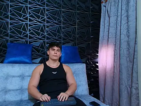 Snapshot of Jared_Rosse chatting on December 2025 05:29:01 PM Jared Rosse online show from December 2025 05:29:01 PM