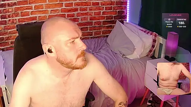 Jack Himoff online show from October 2025 07:25:02 PM