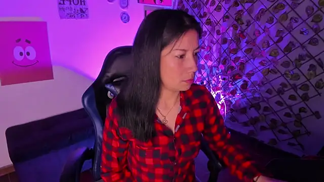 Megan Collinss  online show from February 2026 03:15:02 PM