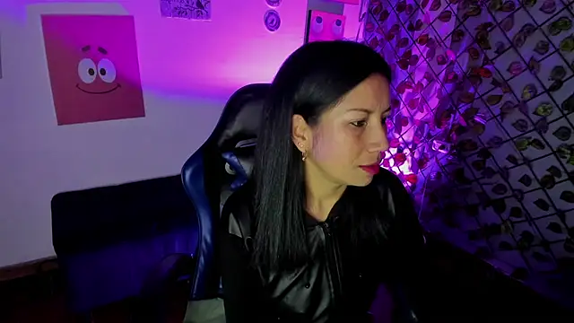 Megan Collinss  online show from February 2026 01:48:01 PM