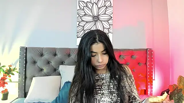 Snapshot of sophiielust chatting on September 2025 02:16:01 PM sophiielust online show from September 2025 02:16:01 PM
