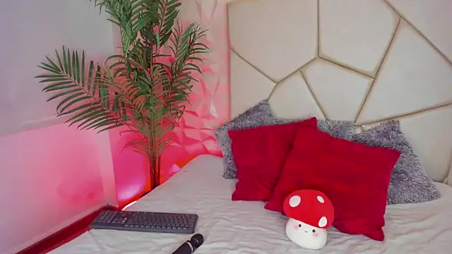 SASHASTRADA online show from November 2025 10:19:01 PM