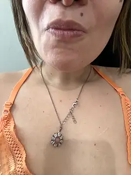 Snapshot of Pribaixinha chatting on September 2025 03:34:01 PM Pribaixinha online show from September 2025 03:34:01 PM