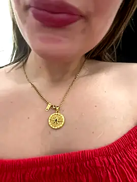 Snapshot of Pribaixinha chatting on October 2025 08:39:01 PM Pribaixinha online show from October 2025 08:39:01 PM