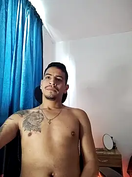 Juann-cock online show from November 2025 01:58:01 PM