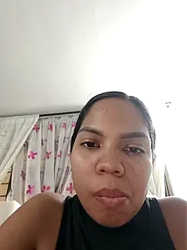 CloeeHills  online show from October 2025 02:48:01 AM