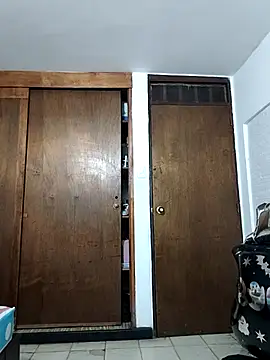 CloeeHills  online show from October 2025 10:05:02 AM