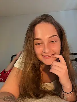 Snapshot of MadilynX777 chatting on October 2025 09:35:02 PM MadilynX777 online show from October 2025 09:35:02 PM