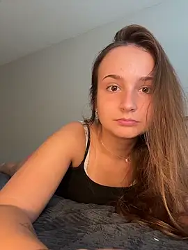 Snapshot of MadilynX777 chatting on November 2025 09:48:01 PM MadilynX777 online show from November 2025 09:48:01 PM