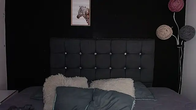 nicolee 8 online show from November 2025 02:28:01 PM