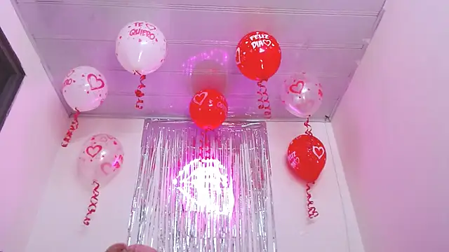 Snapshot of valerii_fox_69 chatting on February 2026 03:25:01 AM valerii fox 69 online show from February 2026 03:25:01 AM