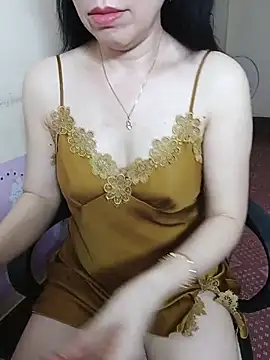 Moona heny online show from June 2026 03:49:01 AM