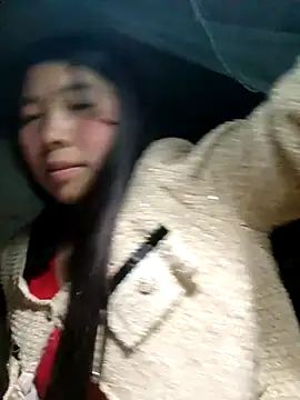 quynhkoolbae online show from November 2025 12:30:01 PM