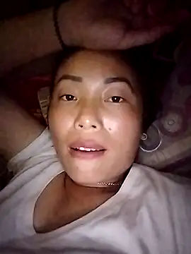 Snapshot of Annaacutee chatting on October 2025 05:17:02 AM Annaacutee online show from October 2025 05:17:02 AM