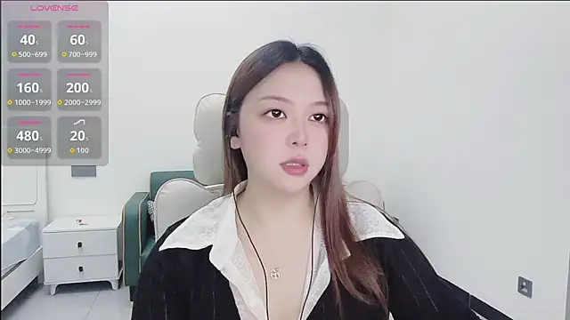 Lcey 66 online show from October 2025 02:18:02 PM