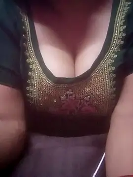 TINASONI online show from July 2026 12:31:01 PM
