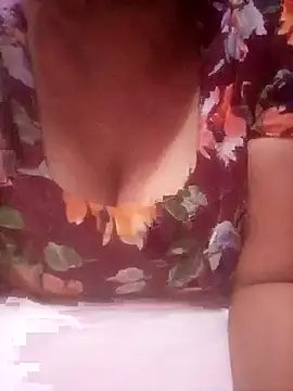 TINASONI online show from August 2026 02:43:01 AM