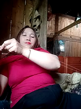 Snapshot of miumiu_00 chatting on March 2026 09:03:02 AM miumiu 00 online show from March 2026 09:03:02 AM