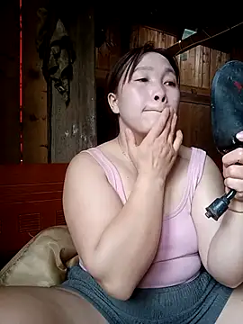 Snapshot of miumiu_00 chatting on March 2026 08:19:01 AM miumiu 00 online show from March 2026 08:19:01 AM