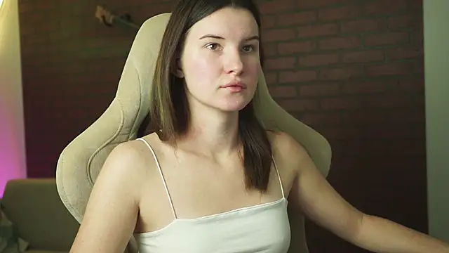 Snapshot of AgataWillis chatting on October 2025 04:29:01 AM AgataWillis online show from October 2025 04:29:01 AM