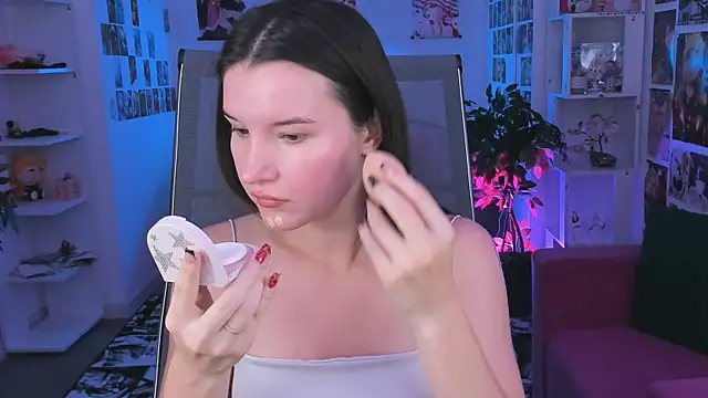 Snapshot of AgataWillis chatting on October 2025 06:00:01 AM AgataWillis online show from October 2025 06:00:01 AM