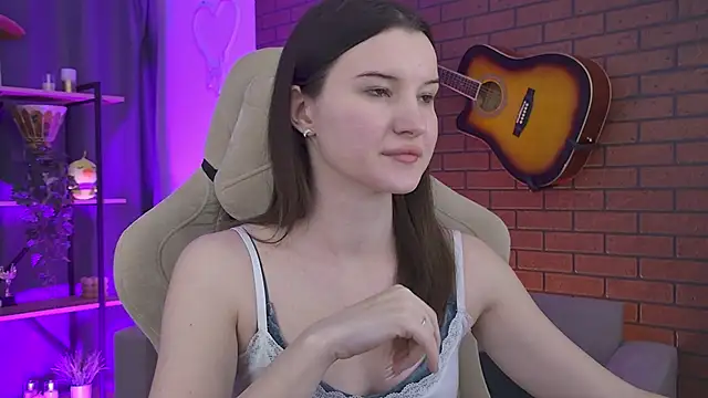 Snapshot of AgataWillis chatting on February 2026 04:57:01 AM AgataWillis online show from February 2026 04:57:01 AM