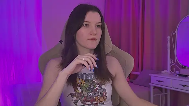 Snapshot of AgataWillis chatting on March 2026 10:34:02 AM AgataWillis online show from March 2026 10:34:02 AM