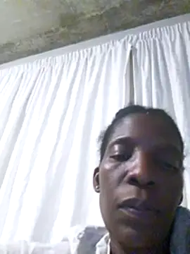 londie2 online show from November 2025 05:58:02 PM