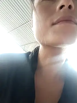 Snapshot of linda_bae00 chatting on September 2025 01:33:02 AM linda bae00 online show from September 2025 01:33:02 AM