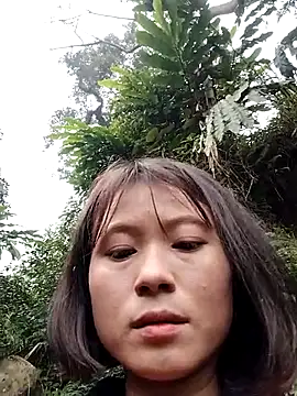 Snapshot of linda_bae00 chatting on December 2025 01:00:01 AM linda bae00 online show from December 2025 01:00:01 AM