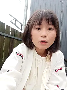 linda bae00 online show from May 2026 11:32:02 PM