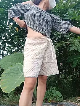 linda bae00 online show from June 2026 11:35:02 AM