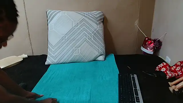 SugarPoppy24xxx online show from June 2026 05:23:01 PM