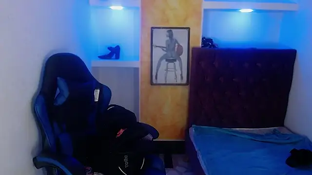 alison moon7 online show from January 2026 02:21:01 PM